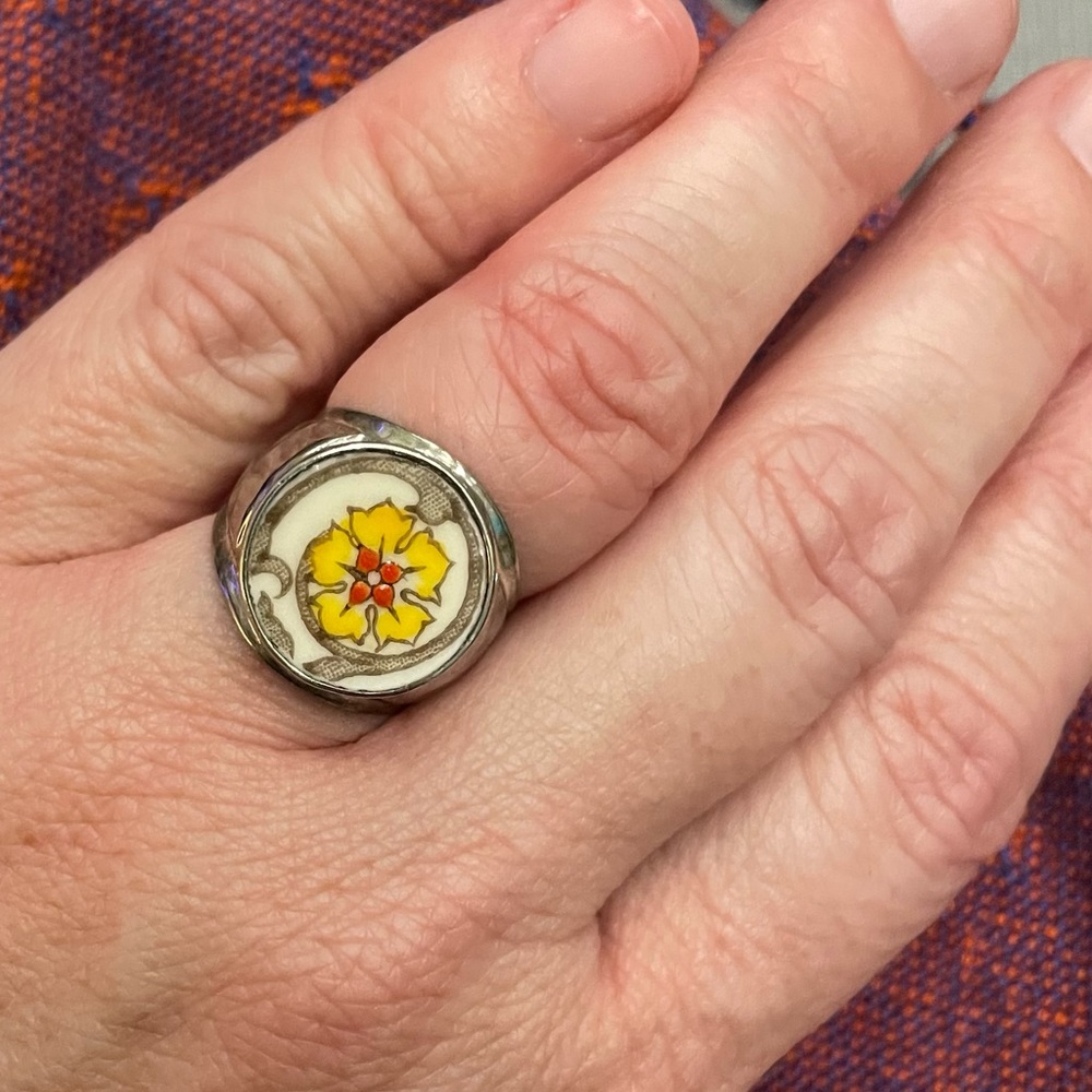China Baroque One of a Kind Ring